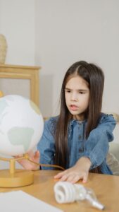 Jak nauczyć dziecko mówić po angielsku, a nie tylko rozwiązywać ćwiczenia