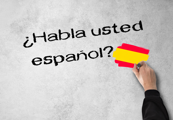 Kursy języka hiszpańskiego z Moose – od podstaw do perfekcji