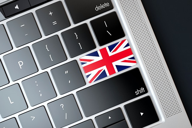 Kurs wakacyjny z angielskiego online – czy warto?