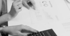 Niemiecki: 30 zwrotów do „następnych kroków” w pracy (A2)