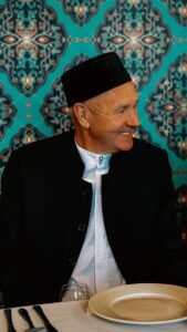 Arabski: 50 zdań „na każdą sytuację” (A1–A2)