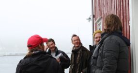 Szwedzki: Small talk – podstawowe zdania (A1–A2)