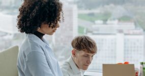 Angielski w Szczecinie – jak mówić w pracy i w podróży