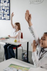 Jak odpowiadać po angielsku naturalnie na trudne pytania?