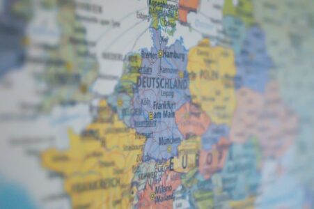 Niemieckie rodzajniki bez chaosu – praktyczny system nauki