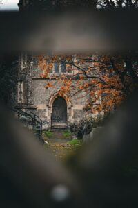 Jak stosować angielskie konstrukcje do wyrażania możliwości